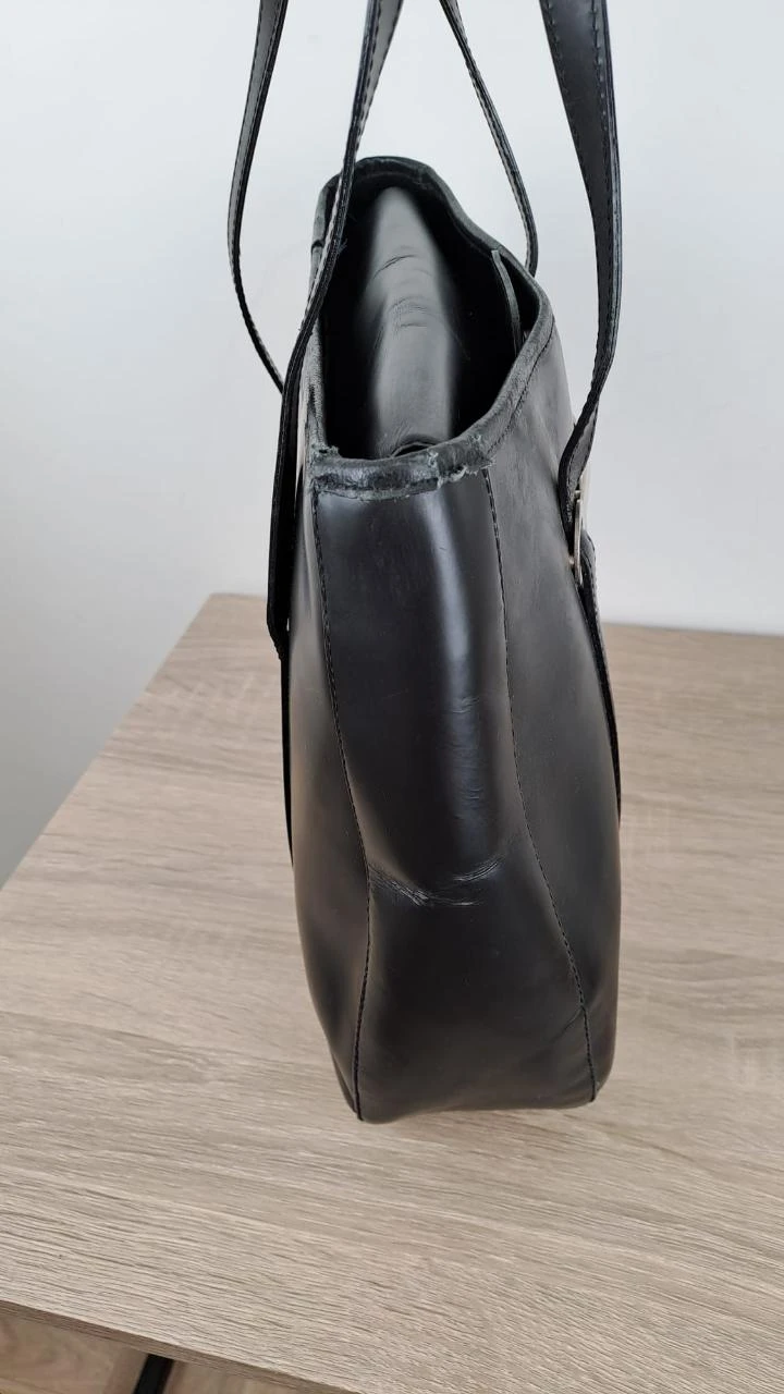 Shoulder bag with flap / Renouard Plancoët / Black / Women / Leather / 136 – photo 6